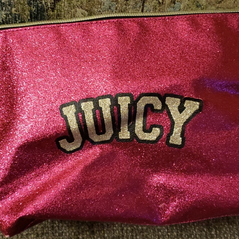 Makeup bag